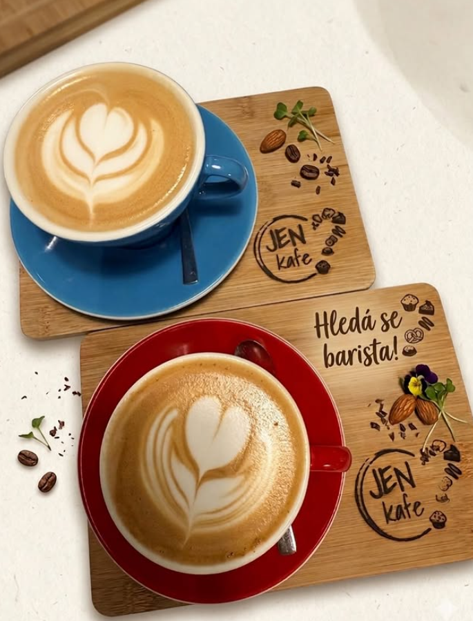 Káva JEN kafe s latte artem